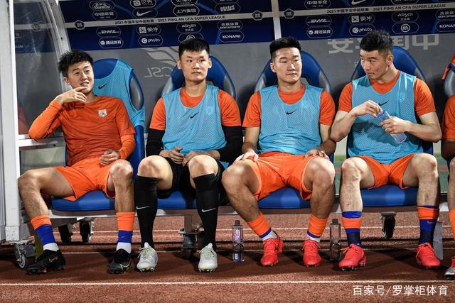 女足夺冠，中国队表现不俗 男足止步八强